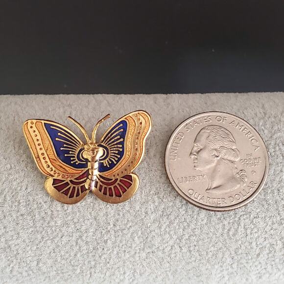 Vintage Metropolitan Museum of Art Butterfly Brooch Pin Cloisonne 80's Gold Tone - Picture 2 of 4
